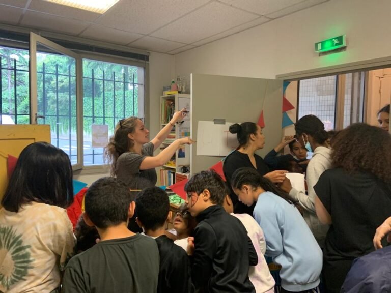 Les associations de soutien scolaire : un levier pour la réussite éducative